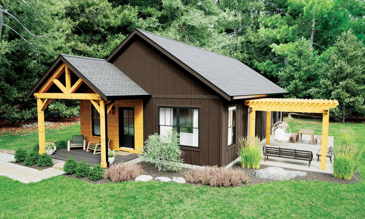 Ranch style floor plan lakeside home