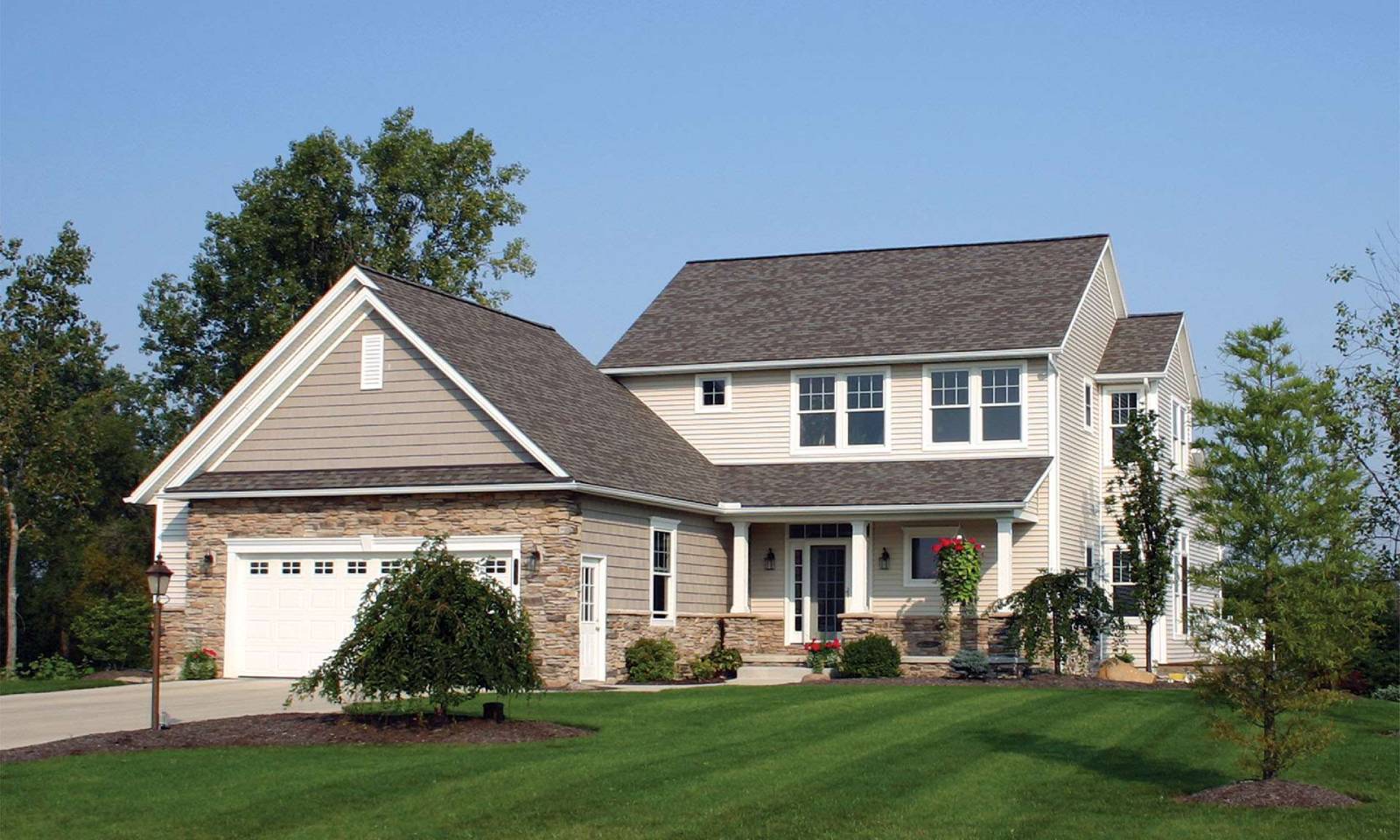 Custom home building Front